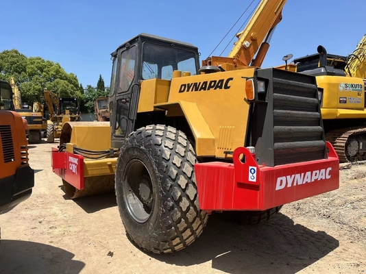 15 Tonnen Dynapac CA301 gebrauchte Straßenwalze mit Originalfarbe und HINO-Motor aus Japan