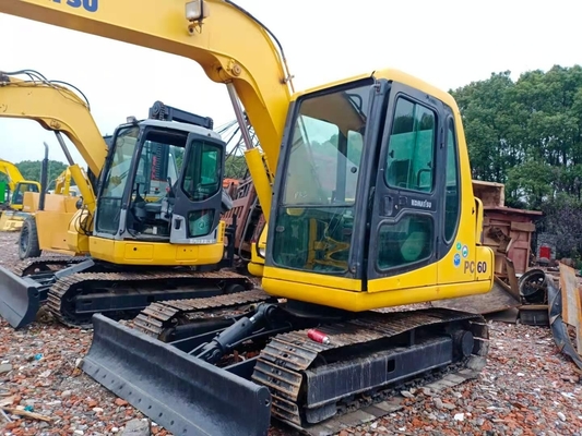 Gebrauchtes Bagger Komatsu PC60 Bagger in gutem Zustand Maschine Gewicht 6000 KG