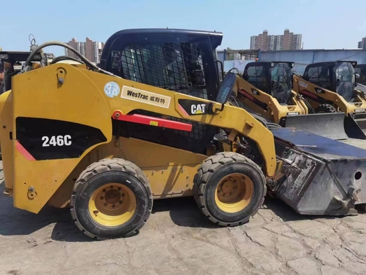 Japan Gebrauchtradlader Caterpillar 246C mit YUNNEI-Motor und Originalfarbe