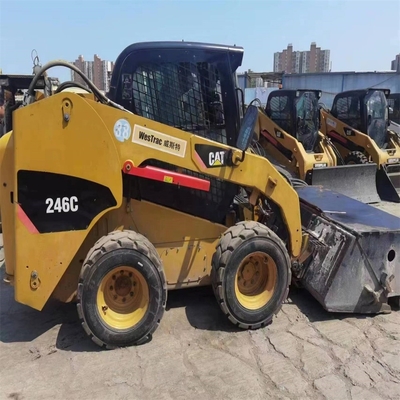 Niedrige Arbeitszeiten Caterpillar Cat 246c Radlader für schwierige Arbeitsbedingungen