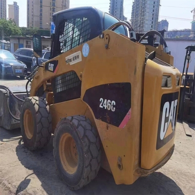 Niedrige Arbeitszeiten Caterpillar Cat 246c Radlader für schwierige Arbeitsbedingungen