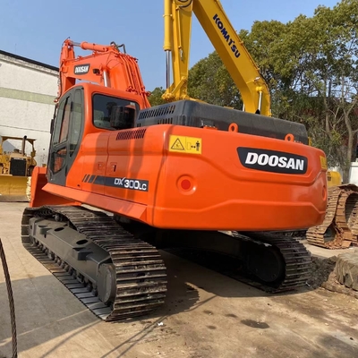 Japan Original Traktormaschine Doosan DX300LC Gebraucht Bagger mit kostenlosem Versand heute