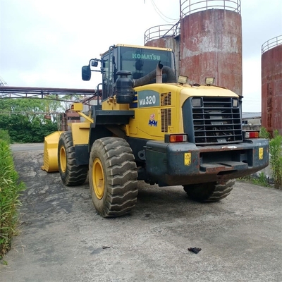 Gebrauchtes Komatsu WA320-5 Frontlader mit geringer Arbeitszeit 0-2000 in gutem Zustand