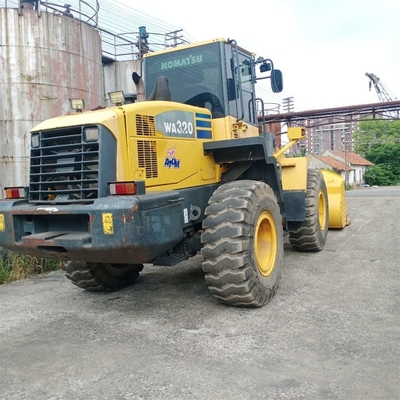 Gebrauchtes Komatsu WA320-5 Frontlader mit geringer Arbeitszeit 0-2000 in gutem Zustand
