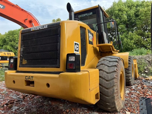 Gebrauchtes CAT-Backhoe-Ladegerät Vorteile Niedrige Arbeitszeiten Ausgezeichneter Zustand Bewegliches Rad