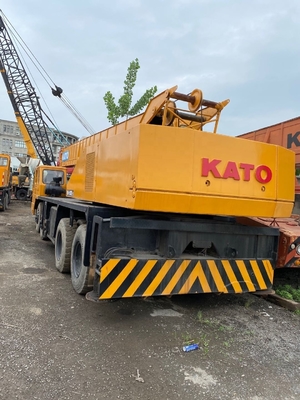 Kato NK-500E Gebrauchtkran mit geringer Arbeitszeit und gutem Zustand zu erschwinglichen Preisen