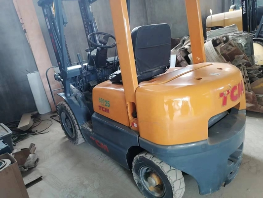 TCM 25 Gebrauchtes Gabelstapler in gutem Zustand Liyuan Hydraulikpumpe inklusive