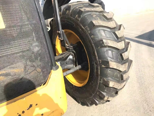 Gebrauchtes JCB 4CX/3CX-Backhoe-Ladegerät mit anderen Eimern mit einer Kapazität von 127 kW zu Verhandlungswerten