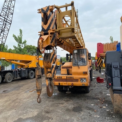 Shanghai TADANO 50T Lkw-Kran mit Originalfarbe und geringen Arbeitszeiten 0-2000
