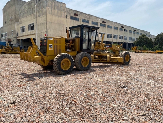 Japan Original Gebraucht Caterpillar 14H Motor Grader mit Straßenreifen und Frontlader in Japan