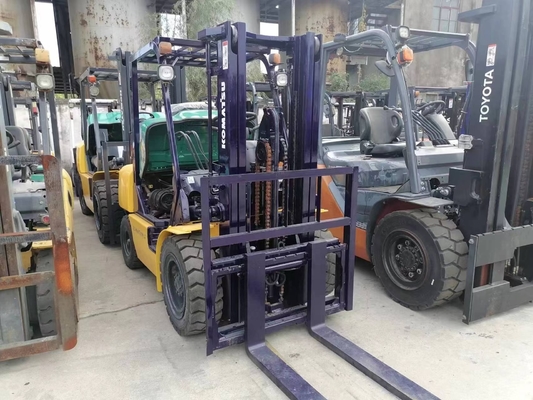 Gebrauchtes Gabelstapler Komatsu FD30-14 in gutem Zustand