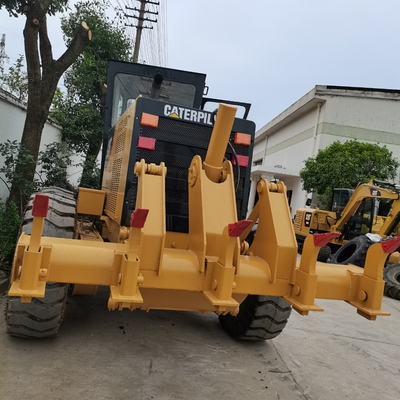 0-2000 Arbeitszeiten In gutem Zustand CAT 140K Grader Originalmaschine aus Japan