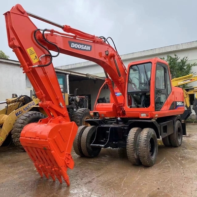 Japan Doosan DH150W-7 Graber mit Originalfarbe und 0.1m3 Eimerkapazität in Japan