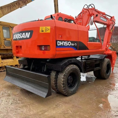 Japan Doosan DH150W-7 Graber mit Originalfarbe und 0.1m3 Eimerkapazität in Japan