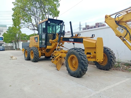 Gebrauchtes, in gutem Zustandes Radgrader CAT 140H aus Japan Original