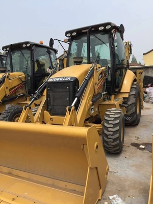 CAT 430F Gebrauchtlader mit 0,2 m3 Eimerfläche und geringer Arbeitszeit