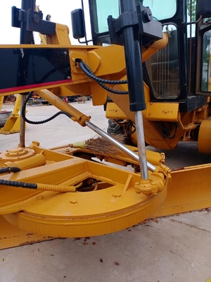 Gebrauchtes, in gutem Zustandes Radgrader CAT 140H aus Japan Original