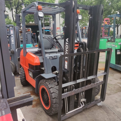 3000 KG Jahr 2023 TOYOTA Japan Made FDZN30 3 TON Gabelstapler Diesel Palettenheber