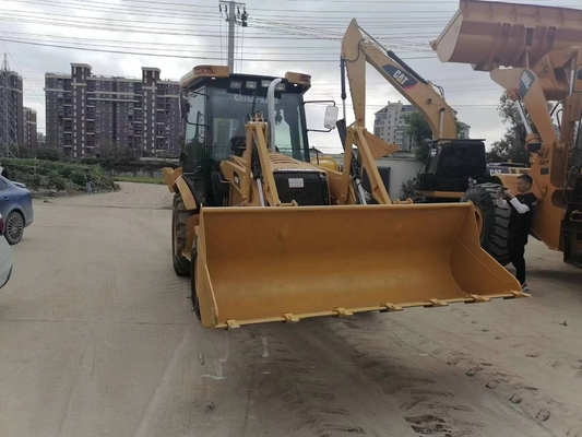 CAT 420F Schleppbauer mit Liyuan-Hydraulikventil aus Japan mit Betriebsgewicht von 15 Tonnen