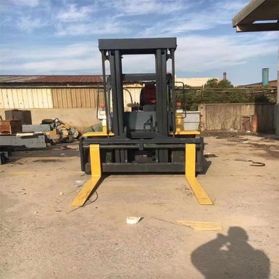 Einfache Bedienung Gebraucht KOMATSU Gabelstapler in Originalfarbe für unvergleichliche Kostenleistung