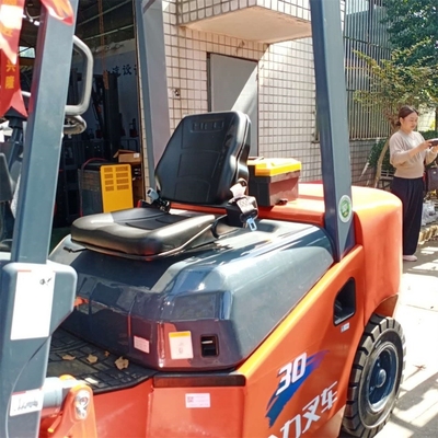 Original HELI CPCD30 3 Tonnen Diesel-Forklift in perfektem Betriebszustand Gebraucht