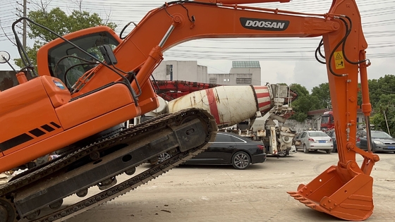 Doosan DX140LC Bagger mit Originalmotor und Liyuan Hydraulikzylinder aus Japan