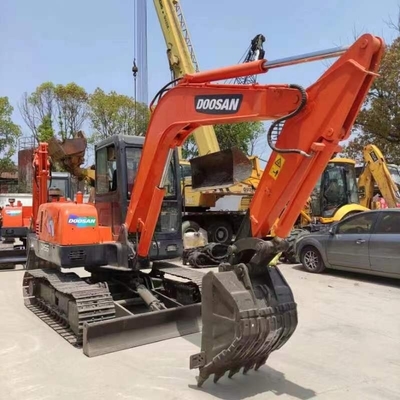 Doosan DH55 Gebraucht Digger 68kw Original Farbe Japan Maschine Gewicht 5500 kg bei erschwinglichen