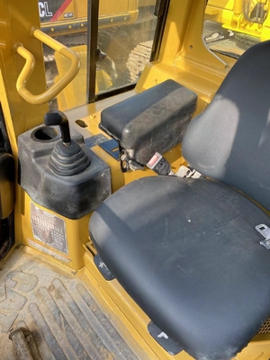 Gebraucht Japan Bulldozer Dieselmaschine Crawler Bulldozer D4G mit Liyuan Hydraulikventil
