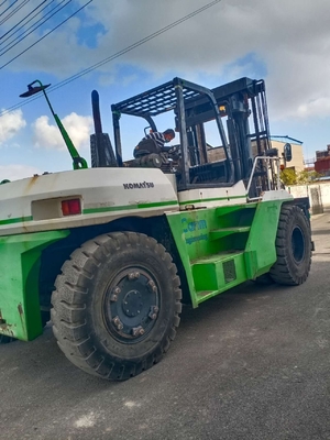 24000 KG Gebrauchtes KOMATSU Gabelstapler FD240 Palettenhebefahrzeug Handbuch Betrieb 24 Tonnen Lkw
