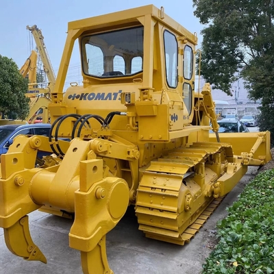 Gebrauchtes Komatsu D85 Bulldozer mit Maschinengewicht von 20000 KG in gutem Zustand