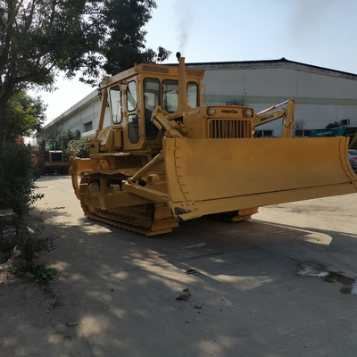 Gebrauchtes Komatsu D85 Bulldozer mit Maschinengewicht von 20000 KG in gutem Zustand