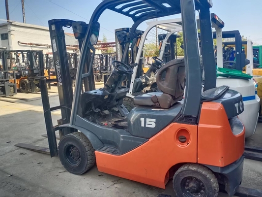 Gebrauchtes Dieselfahrzeug Toyota FD15 Mini Gabelstapler Ausgezeichneter Arbeitszustand 1,5 Tonnen