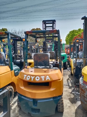 TOYOTA FD25 Gabelstapler Diesel Palettenheber für Lebensmittel und Getränke innerhalb Ihres Budgets
