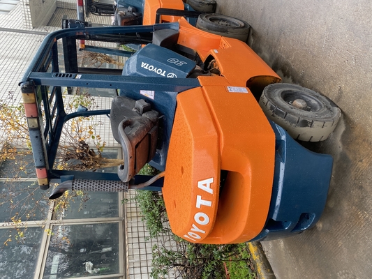 Japan TOYOTA FD30 Diesel Gabelstapler 3 Tonnen Palettenheber mit geringer Arbeitszeit