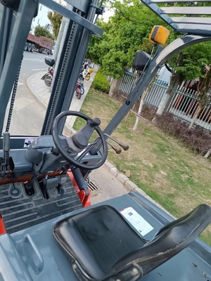 Gebrauchtes HELI A15 Diesel-Palettenheber mit guter Leistung und Gewicht KG 1500 KG