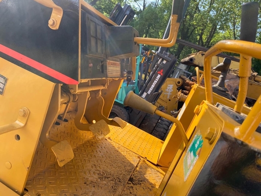 Gebrauchtes Bulldozer CAT D4C Gebrauchtes Krabbler 60KW Original aus Japan Baumaschinen