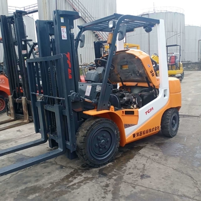 6 Tonnen Original-Diesel-Forklift TCM 3 Tonnen gebrauchtes Gabelstapler für ein reibungsloses Manövrieren