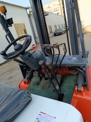 Originalfarbe 3 Tonnen Gebraucht-HELI CPCD30 Diesel Gabelstapler in perfektem Betriebszustand