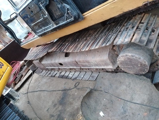 CAT E120B Gebrauchtgräber Gräber mit Hydraulikventil CAT und Gelb-Schwarzfarbe