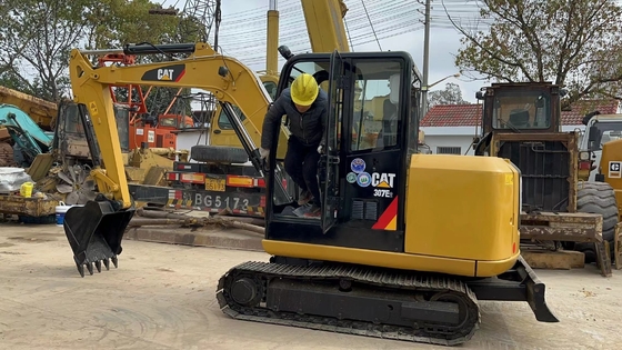 CAT 307E2 Bagger 5000 KG Maschinengewicht in gutem Zustand für Ihre Anforderungen
