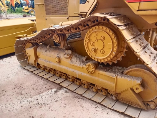 Baumaschine Mini-Bulldozer Caterpillar CAT D5M mit 2,8m3 Dosierkapazität