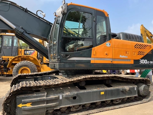 Gebraucht Hyundai 300LC-9S Bagger Schwerlast 30 Tonnen Maschine 90% Eimer Kapazität 1,38m3