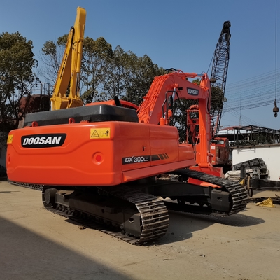 DOOSAN DX300LC Bagger 30TON Betriebsgewicht
