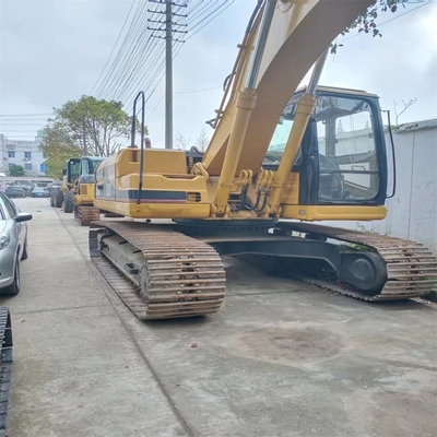Erschwingliche, gebrauchte Bagger CAT 320B mit Original CAT-Motor und geringer Arbeitszeit