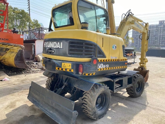 Gebraucht KOREA HYUNDAI R60W-9 Radbagger 6 Tonnen Crawler Digger für Bauprojekte