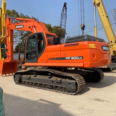 Gebrauchtes Doosan DX300LC Bagger Japan Original Farbgräber 20 Tonnen Mini-Gräbermaschine
