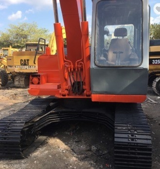 HITACHI EX100 Bagger 10 Tonnen Crawler Bagger mit HITACHI Hydraulikpumpe im Jahr 2022