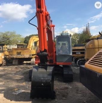 HITACHI EX100 Bagger 10 Tonnen Crawler Bagger mit HITACHI Hydraulikpumpe im Jahr 2022