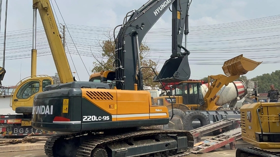 Kaufen Sie gebrauchte Hyundai 220LC-9S Bagger Originalfarbe 90kw Power Liyuan Hydraulikventil