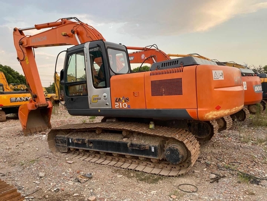 HITACHI ZX210 Bagger mit hervorragenden Arbeitsbedingungen und Hydraulikventil HITACHI